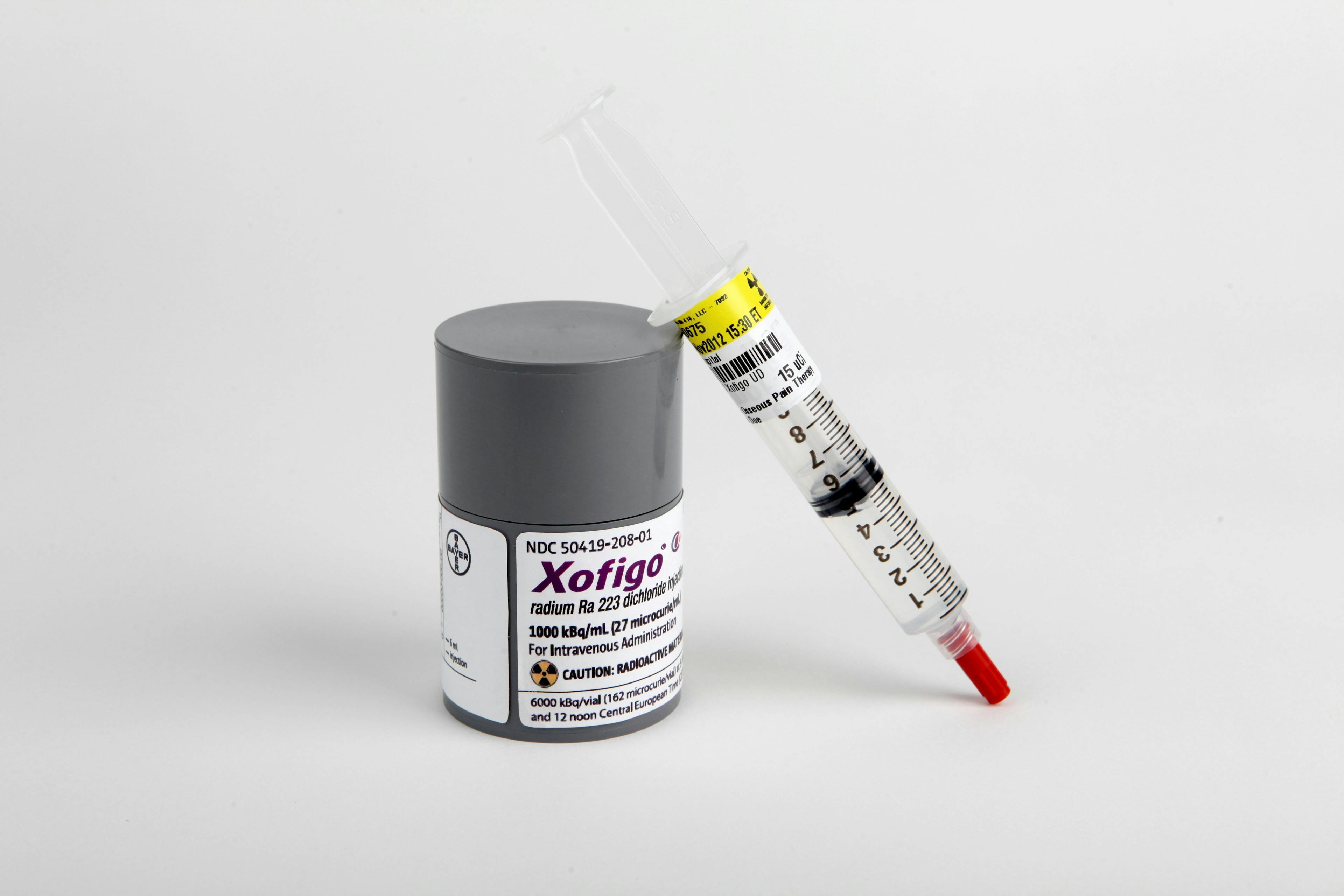 Xofigo_Case-Upright-Syringe1.jpg