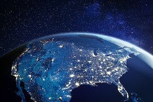 USA from space at night with city lights showing American cities in United States, global overview of North America, 3d rendering of planet Earth, elements from NASA | ©NicoElNino | Adobe Stock